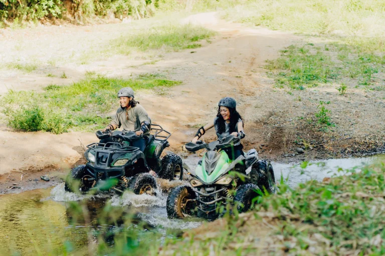 COUPLE ATV (3 of 5)